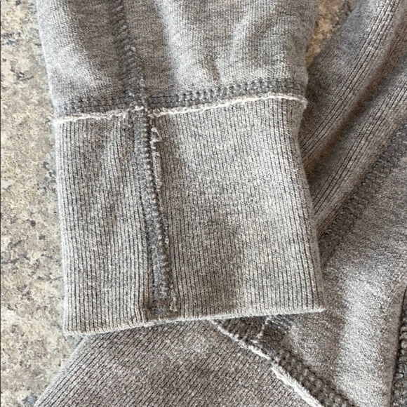 Abercrombie & Fitch hoodie - Picture 3 of 12